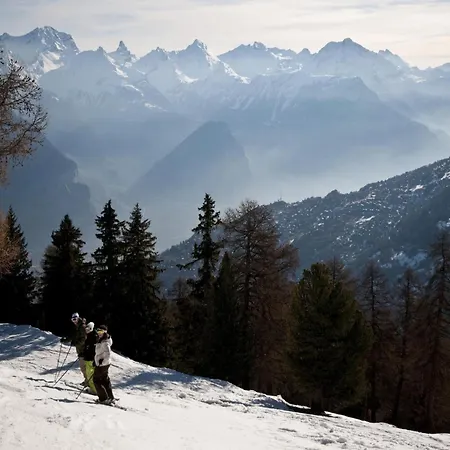 Lägenhet Cozy With Rhone Valley View