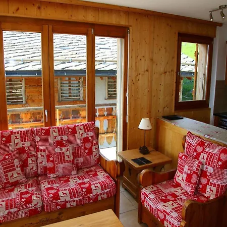 Cozy With Rhone Valley View Apartman